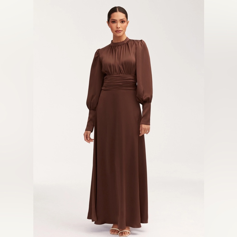 NWT Veiled Collection Satin Maxi Dress - Modest - Picture 2 of 9
